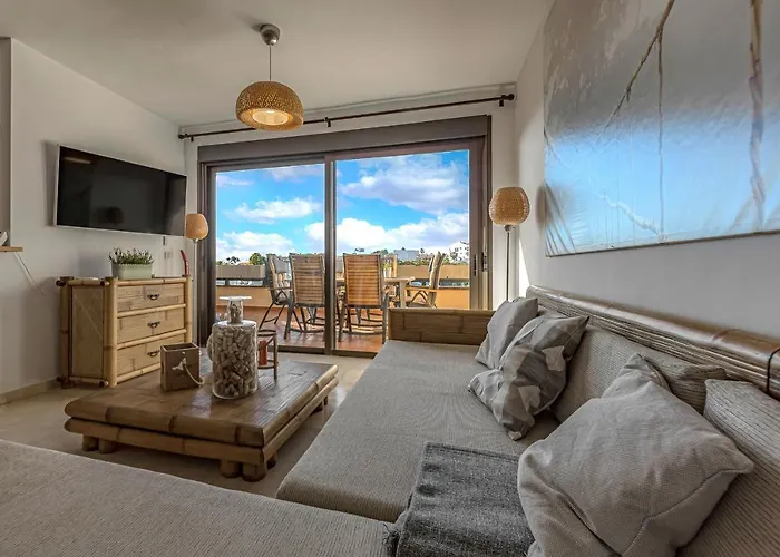 Casa Del Mar * Callao Salvaje